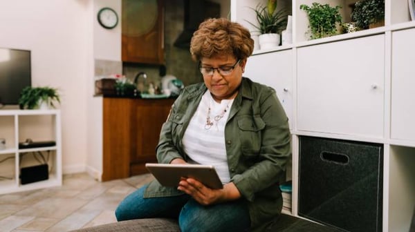 Lady on ipad